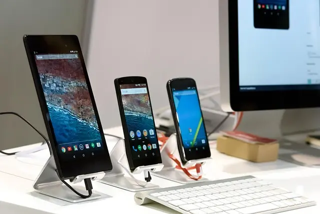 Jak technologia kwantowa rewolucjonizuje przemysł?